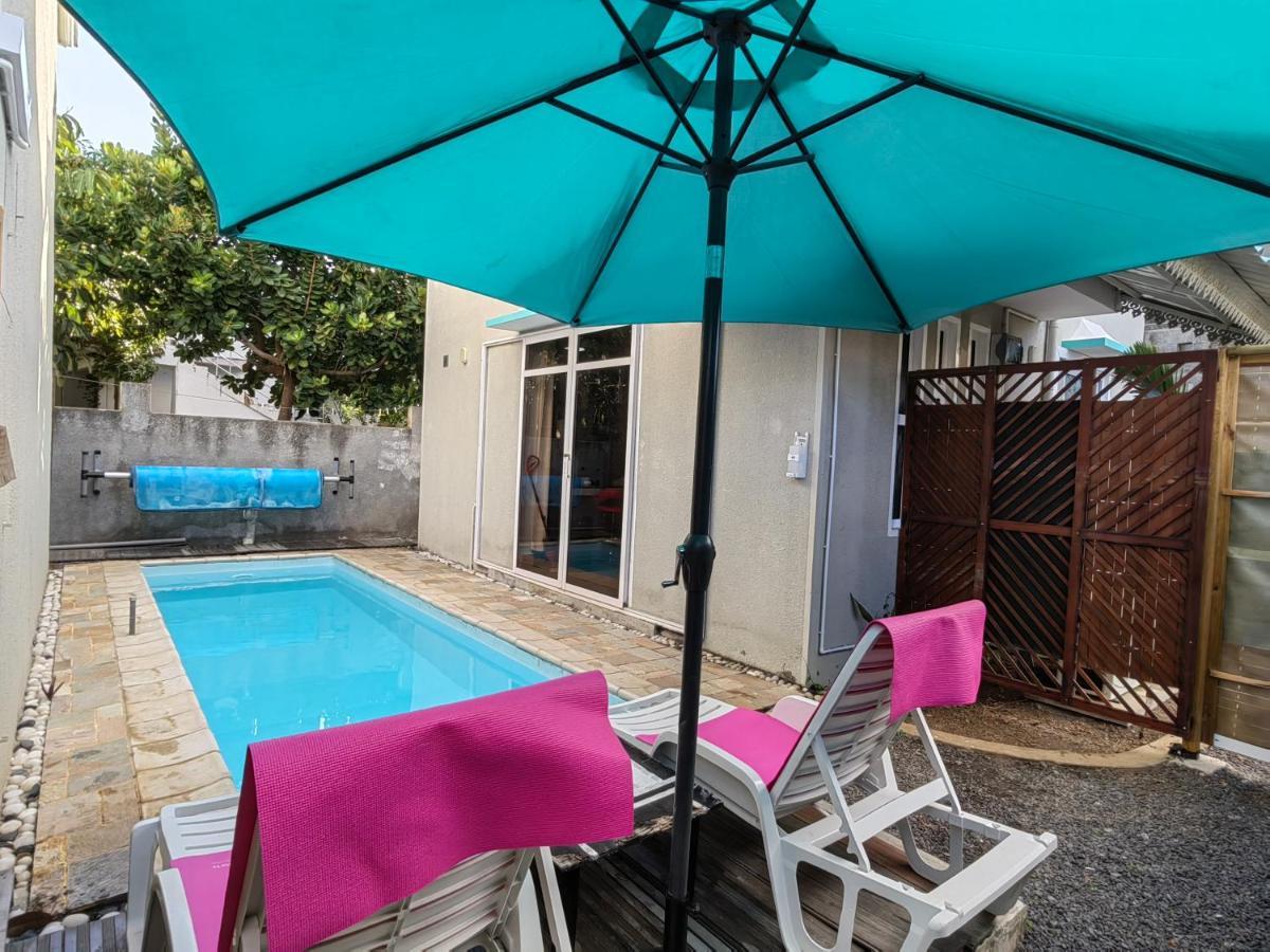 Piscines Privees Et Chauffees, Private Heated Pools Villa กรองด์เบย์ ภายนอก รูปภาพ